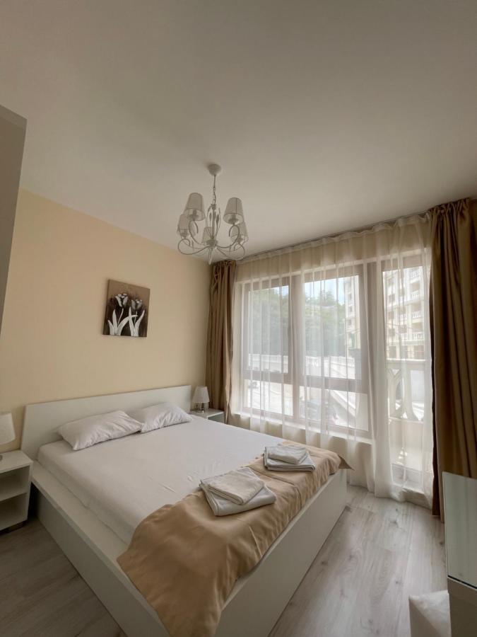 Deluxe Apartment Varna South Bay Beach Residence Екстериор снимка