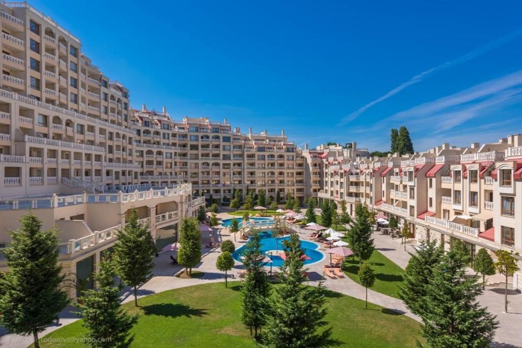 Deluxe Apartment Varna South Bay Beach Residence Екстериор снимка